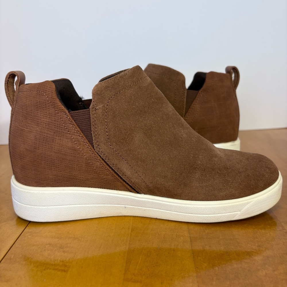 Ryka Women's Vera Wedge Sneaker Bootie 8 - Picture 7 of 12